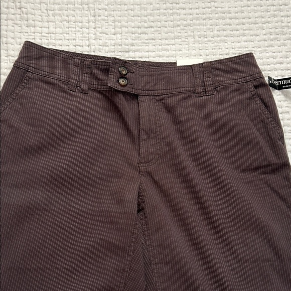 a.n.a Chocolate Pinstriped Women's Shorts - Picture 2 of 12